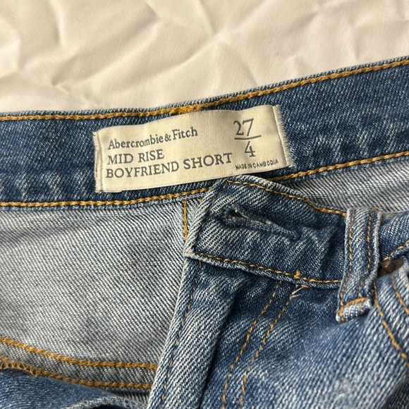 Shorts - Picture 2 of 2